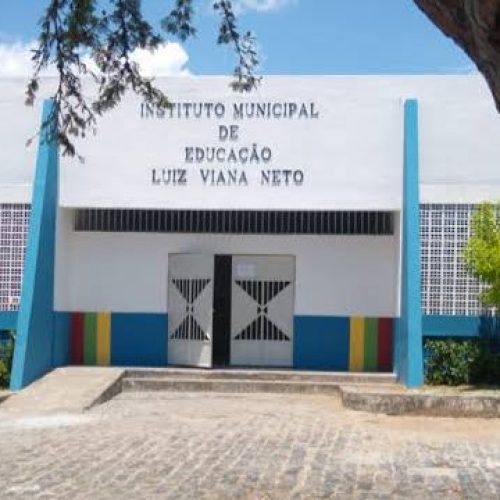Escolas suspendem aulas em São Francisco do Conde devido à paralisação por falta de pagamento de funcionários de serviços gerais – GTS serviços