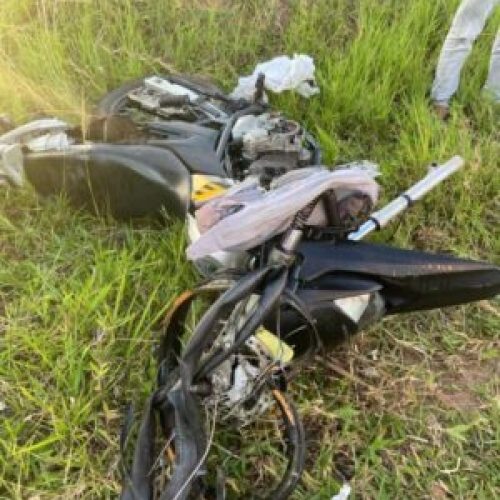 Moto XRE envolvida no acidente