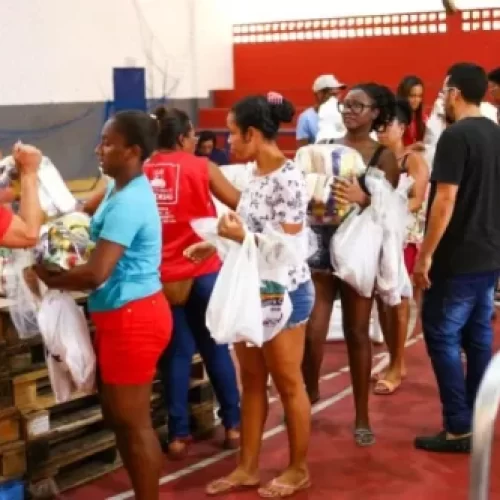 Candeias: Cestas e Peixes da Semana Santa começam a ser entregues para mais de 20 mil famílias