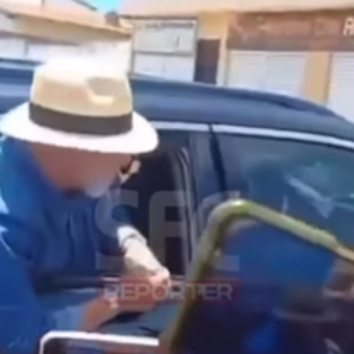 Presidente Lula tem dedos esmagados por seguranças em passagem pela Bahia